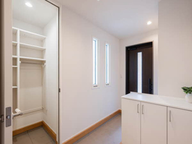 練馬区春日町6丁目　2018年築　生活快適エリア　大型中古戸建の収納