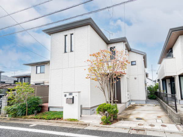 練馬区春日町6丁目　2018年築　生活快適エリア　大型中古戸建