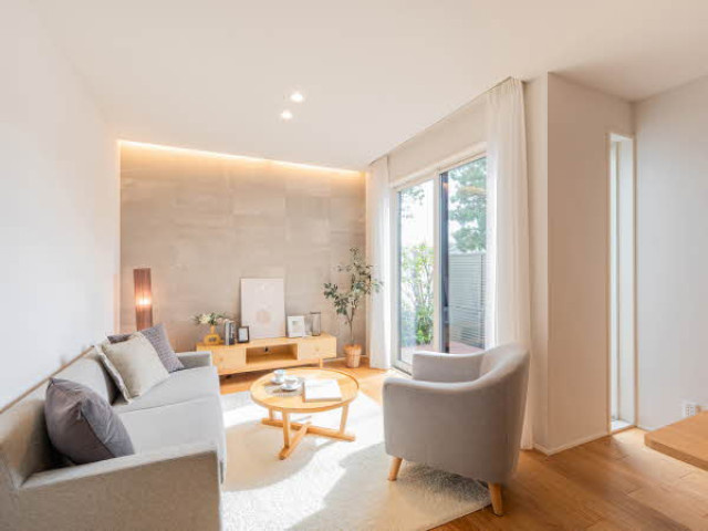 練馬区春日町6丁目　2018年築　生活快適エリア　大型中古戸建の居間・リビング