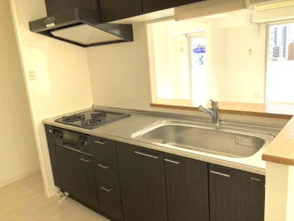 アルティザ仙台花京院のキッチン