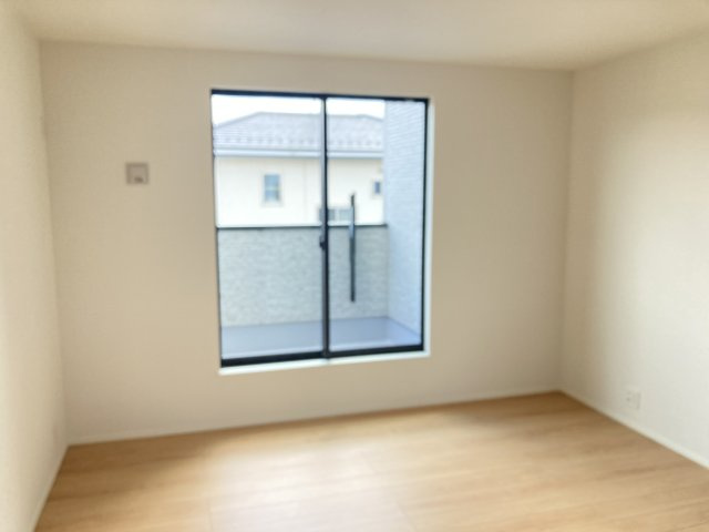 リナージュ前橋三河町２丁目25-1期　3号棟の洋室|２階洋室3です