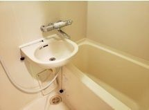 UURコート錦糸町の浴室