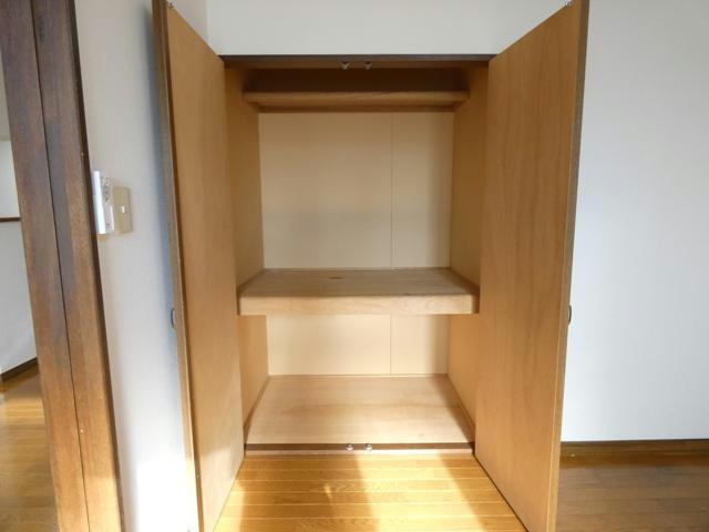 ゴールドクレストの収納