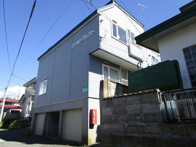 ゴールドクレストの外観