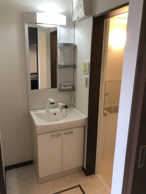 【洗面所】 | サラブレッドエクセル木更津 | 脱衣スペースもあります