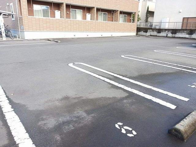 【駐車場】