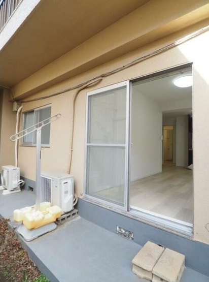 【バルコニー】