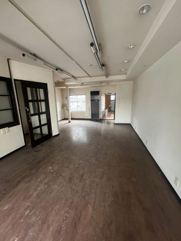 米子市角盤町1丁目　テナントの内装|2F