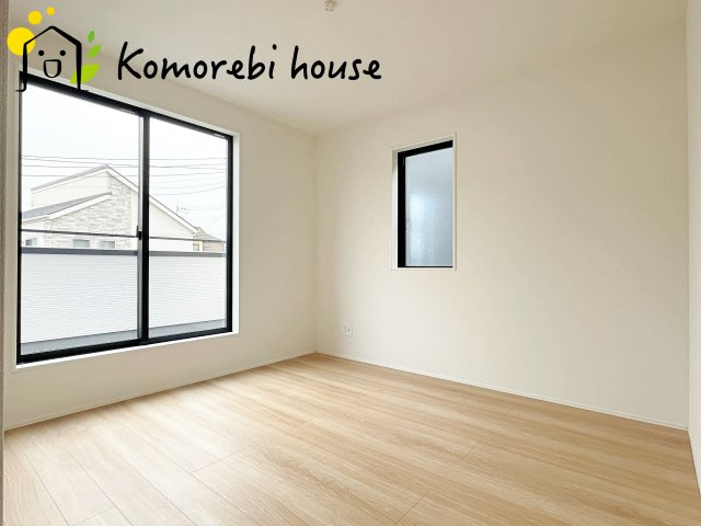 上尾市大谷本郷　9期　新築一戸建て　グラファーレ　02の子供部屋|子供のお昼寝に使えるお部屋です