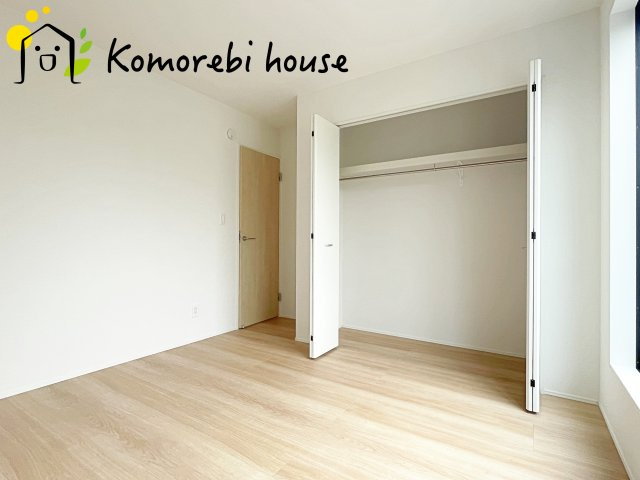 上尾市大谷本郷　9期　新築一戸建て　グラファーレ　02の子供部屋|子供のお昼寝に使えるお部屋です