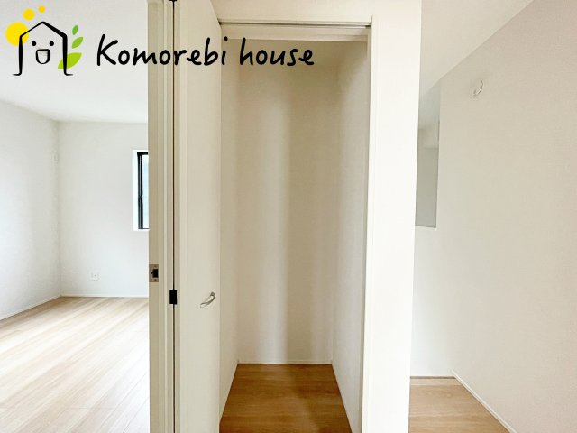 上尾市大谷本郷　9期　新築一戸建て　グラファーレ　02の収納|小物を収納するのに便利です