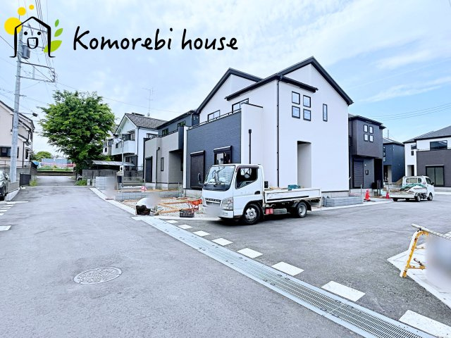 上尾市大谷本郷　9期　新築一戸建て　グラファーレ　02の前面道路含む現地写真|撮影：'26/04/7