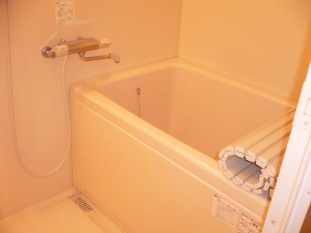 コンソラトゥールの浴室|追い焚き機能付浴室