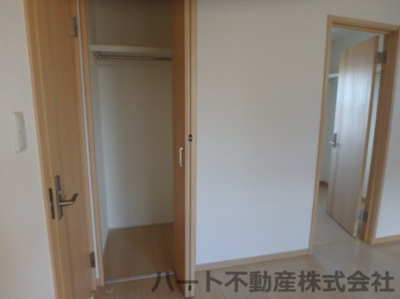 【洋室】 | 西阿知町山本テナント１