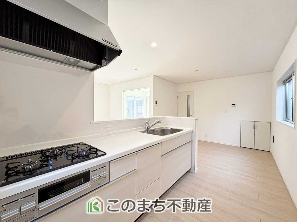 CRADLEGARDEN宇都宮市今宮第3のキッチン|人気の対面式キッチン☆料理をしながらご家族とコミュニケーションが取れます♪