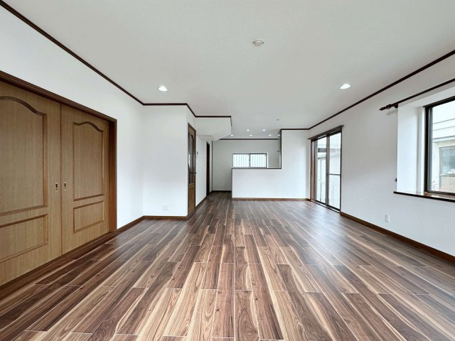 安佐北区真亀1丁目の居間・リビング|20帖の広々としたリビング☆