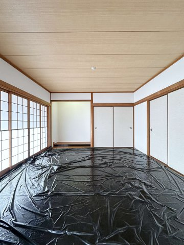 安佐北区真亀1丁目の和室|1階8帖の和室☆