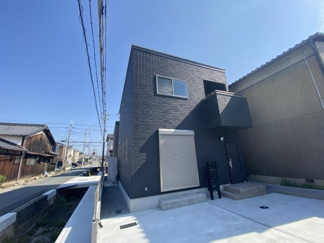 ノーブル中島B棟の外観