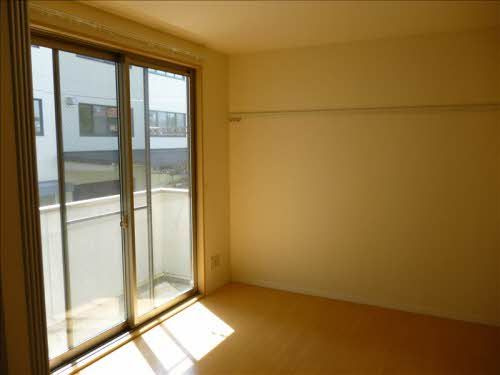 クラヴィエ長田町の居間・リビング