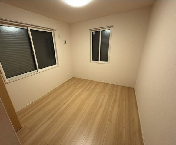 Sumika Aの洋室