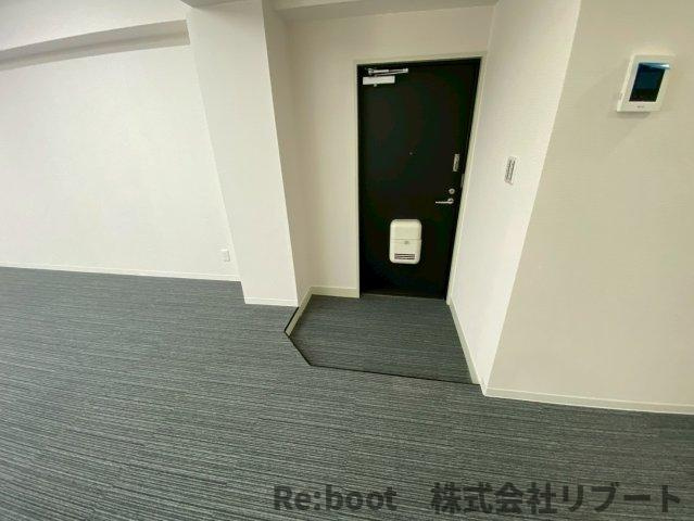 LEREVE北小岩Ⅱの玄関