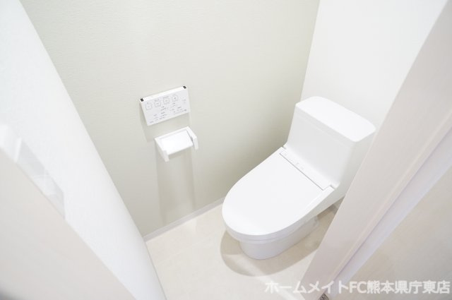 上益城郡嘉島町大字上島のアパートのトイレ
