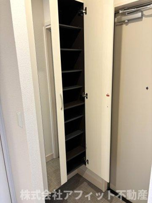 【玄関】 | オリヴィエ西町 | シューズボックス