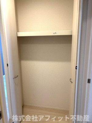 【その他】 | オリヴィエ西町 | 廊下収納