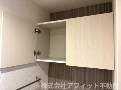 【その他】 | オリヴィエ西町 | トイレ収納棚