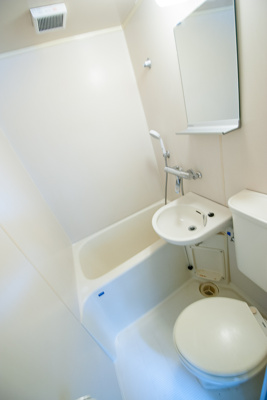 【浴室】 | プチエタン | お風呂も清潔感があります☆