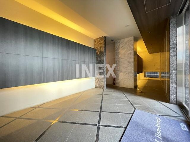 厚木市栄町１丁目の賃貸マンションのロビー