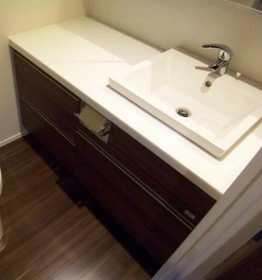 【独立洗面台】 | コンフォリア東中野DEUX | うれしい独立洗面台。