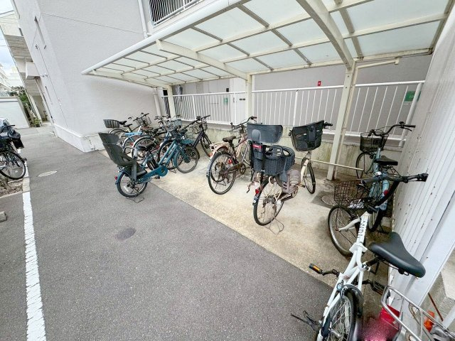 プール・トゥジュールブランのその他共用部分