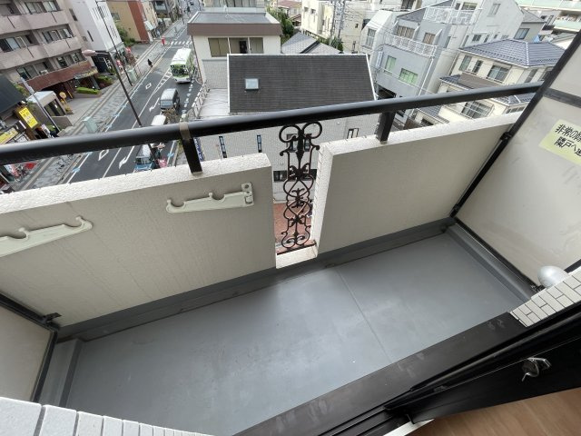 ジョイフル浦和仲町のバルコニー|※別部屋写真