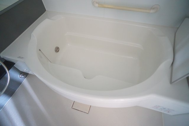 サンメゾン法隆寺の浴室