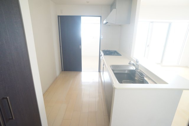 サンメゾン法隆寺の内装