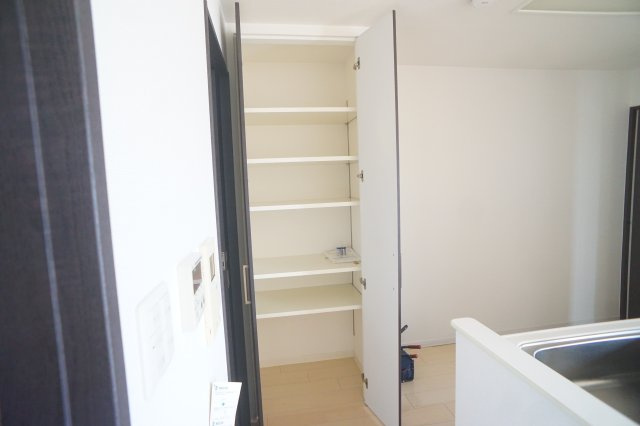 サンメゾン法隆寺の収納