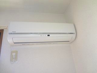 ヴィラ・メープルの設備|エアコン1台付き