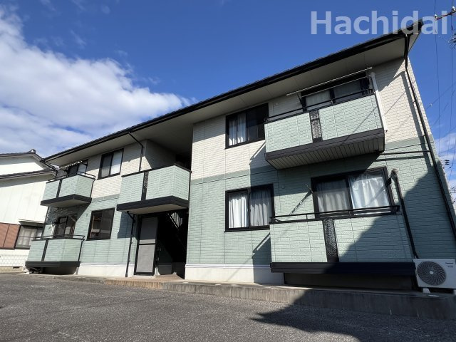 碧南市鷲林町１丁目のアパート