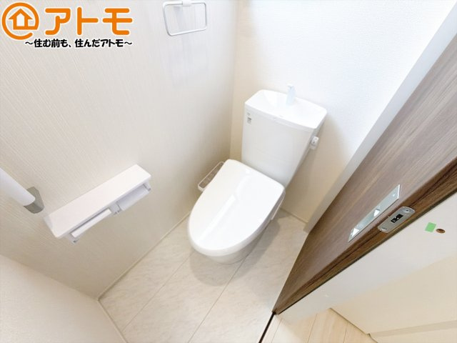 【トイレ】 | 焼津市吉永4期　新築戸建　全1棟 | 毎日使うトイレだからこそ機能性を重視したいですよね！温水洗浄便座で快適な時間をお過ごしください♪