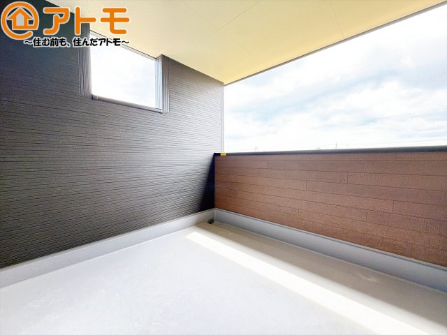 【バルコニー】 | 焼津市吉永4期　新築戸建　全1棟 | インナーバルコニーはお出かけ中の急な雨でも安心♪
