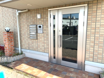 【エントランス】 | コーダ・コリーナⅡ