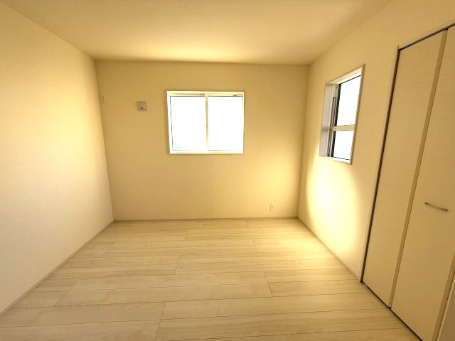 ブルーミングガーデン前橋市総社町植野　4号棟(平屋)の洋室|1階洋室１です♪