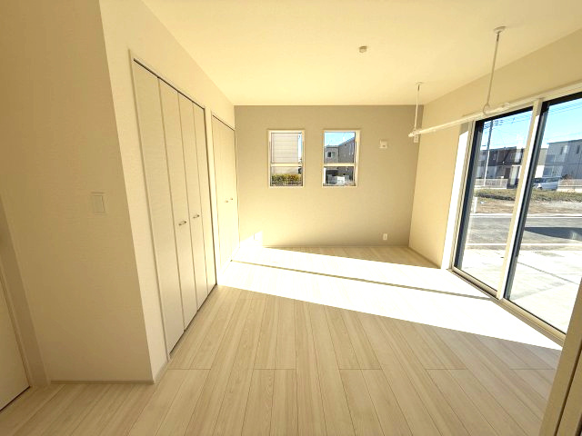 ブルーミングガーデン前橋市総社町植野　4号棟(平屋)の洋室|1階洋室２です♪