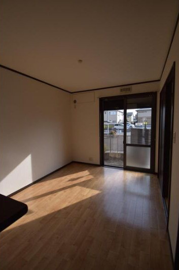 メゾンクレストの居間・リビング