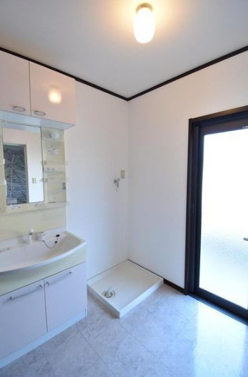 メゾンクレストの洗面所