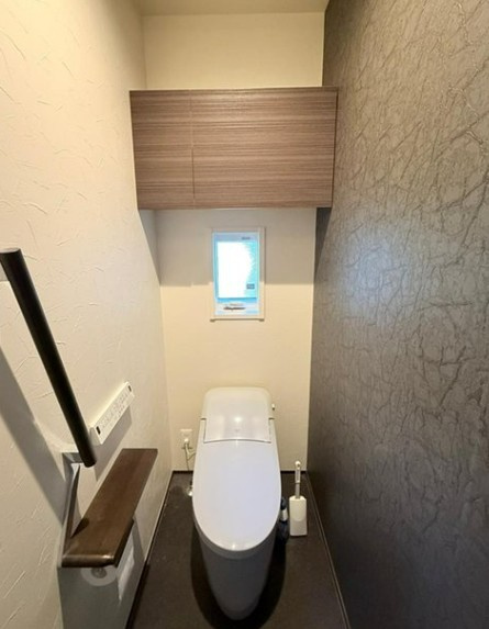 【中古】鶴ヶ島市下新田美麗中古住宅のトイレ|1Fトイレです
