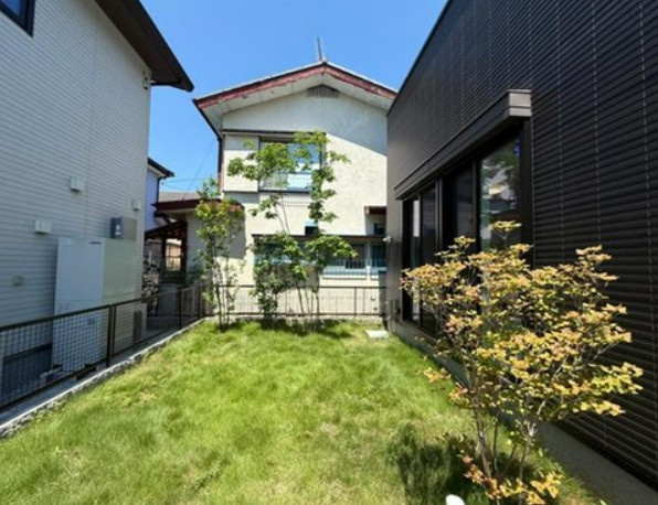 【中古】鶴ヶ島市下新田美麗中古住宅の庭|お庭付きです