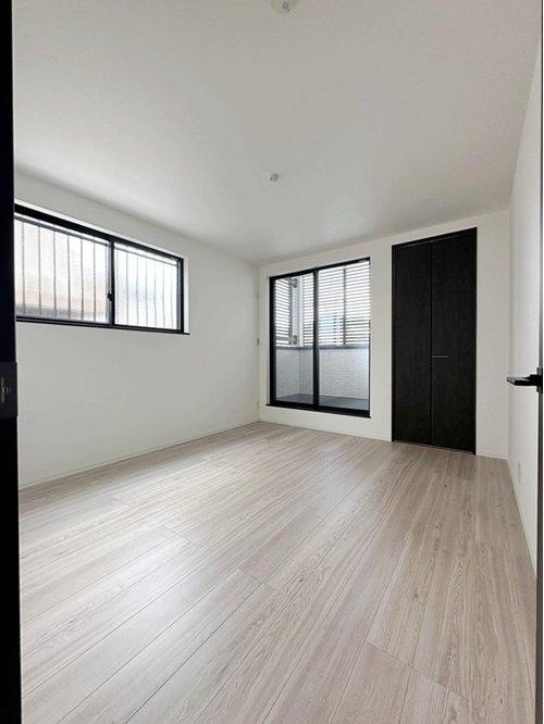 府中町浜田2丁目 No.1の寝室|7帖の広々とした主寝室☆