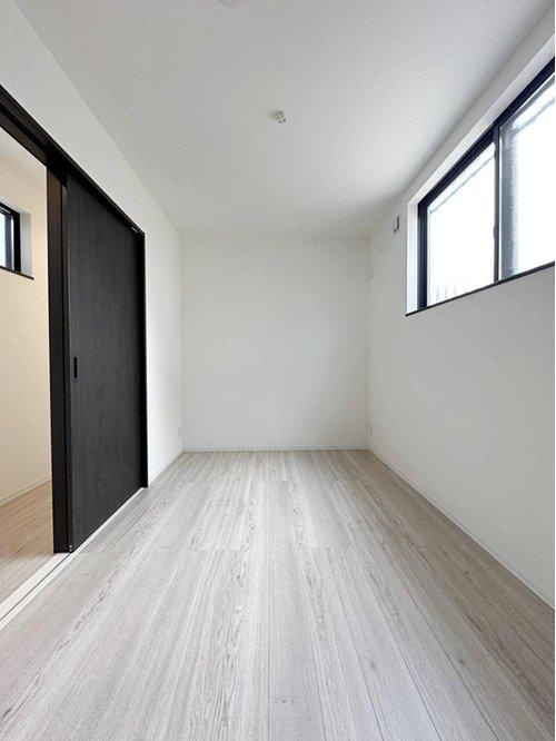 府中町浜田2丁目 No.1の子供部屋|4.7帖の洋室☆